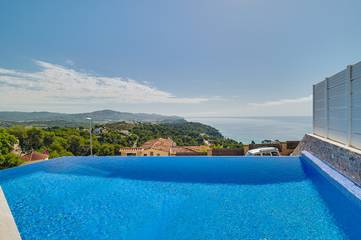 Villa pour 8 Personnes dans Blanes, Costa Brava, Photo 4