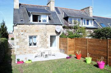 Maison de vacances pour 4 personnes, avec jardin, animaux acceptés à Trégastel