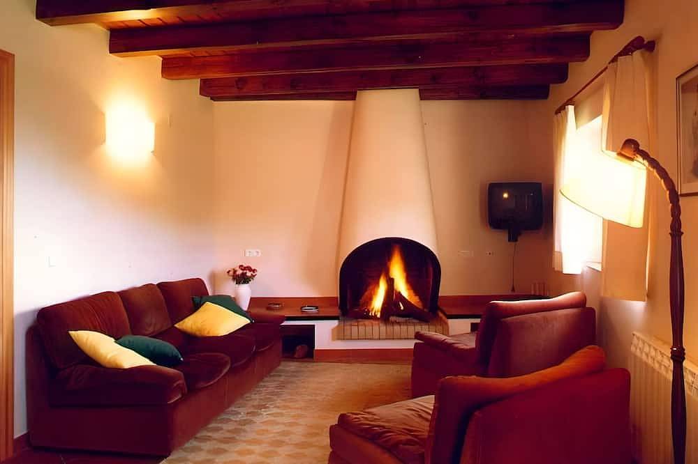 Country House 'Cobert De Vilaformiu' with Mountain View, Shared Pool and Private Terrace in Berga, Spanish Pyrenees