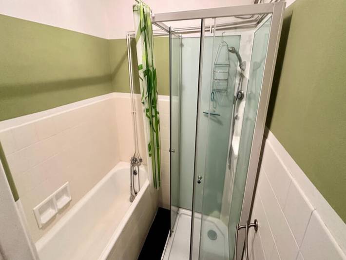 Gîte pour 4 personnes, adapté aux familles dans Bowling Le Mont Dore - 4