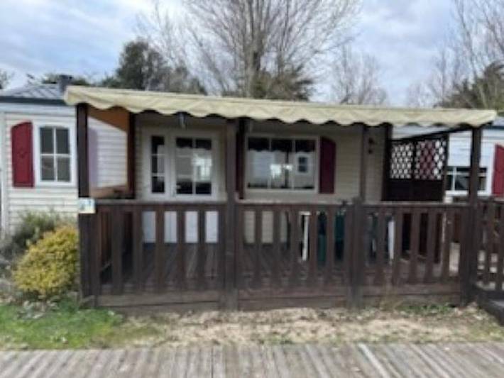 Casa rodante para 4 personas, con terraza y piscina para niños - 1