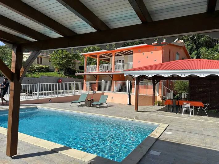 Gîte pour 2 personnes, avec piscine et terrasse à Le François - 2