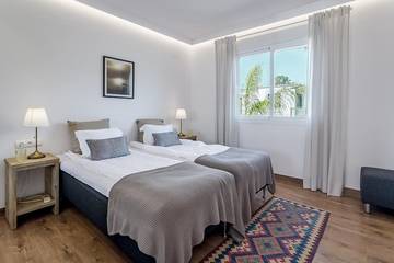 Villa for 12 People in Nueva Andalucía, Marbella, Photo 4