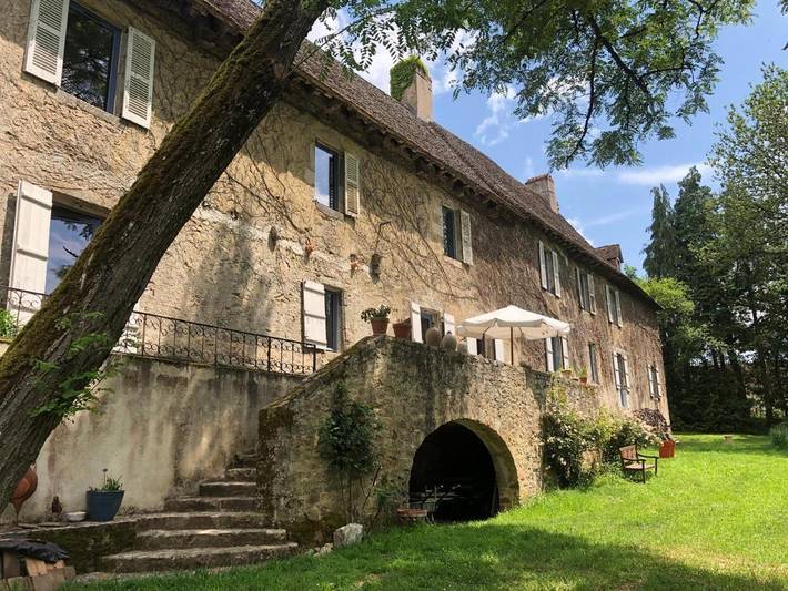Maison d’hôte pour 2 personnes, avec vue et jardin à Château-Chervix