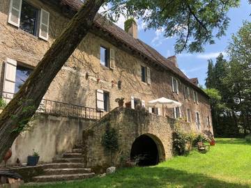 Maison d’hôte pour 2 personnes, avec vue ainsi que jardin et vue sur le lac à Château-Chervix