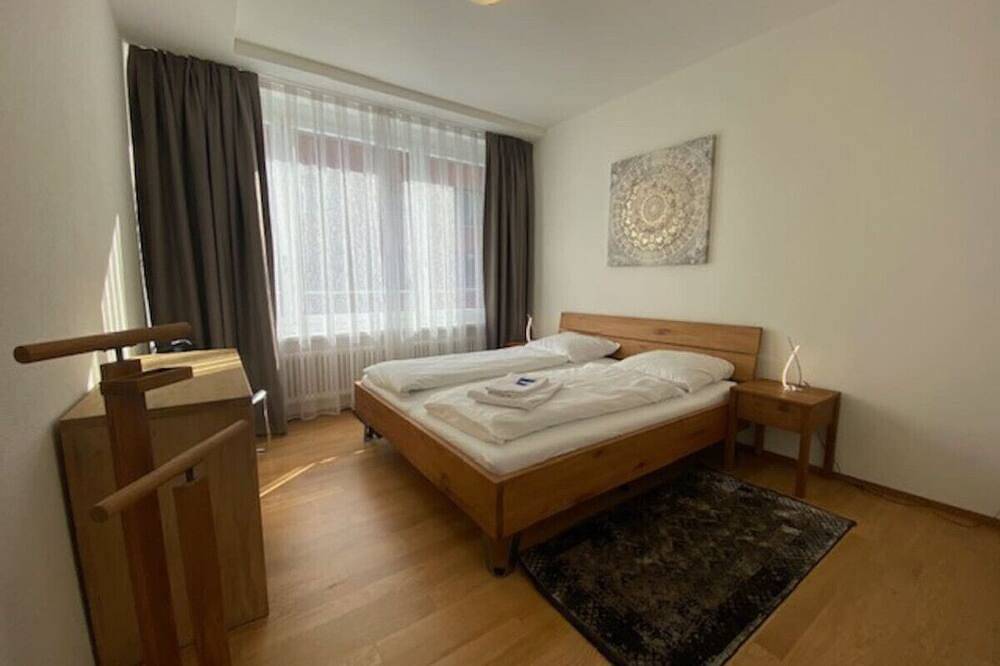 Apartamento inteiro, Fantastic 1 Br flat in the city center (West 7) in Zurique, Bezirk Zürich