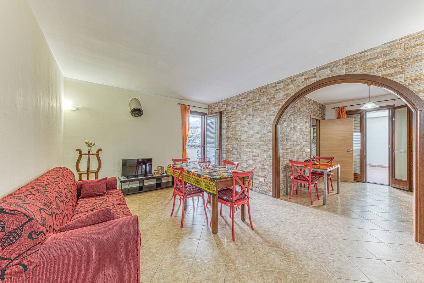 Casa vacanze "Vista Grotta" con terrazza, Wi-Fi e aria condizionata in Castro (Lecce), Provincia di Lecce