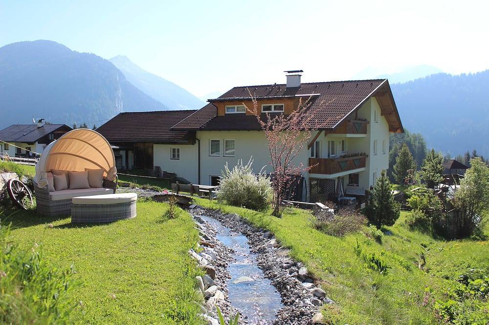 Ideal für Familien, Ferienwohnung in ländlicher Umgebung in Stubaier Alpen, Gries am Brenner
