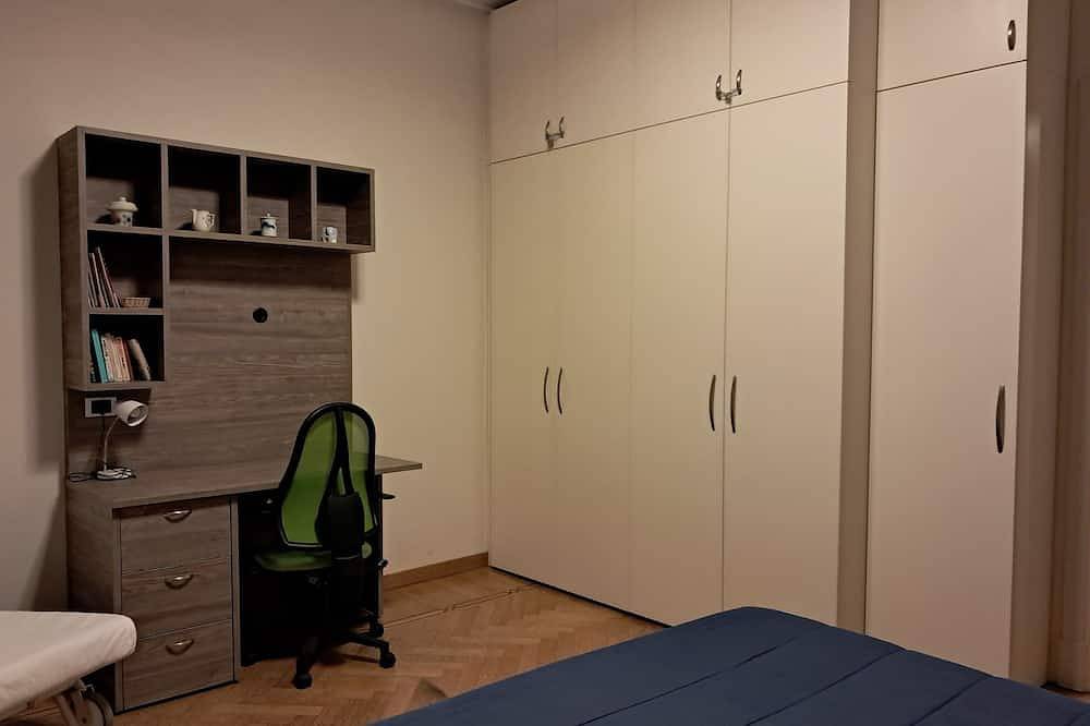 Ganze Wohnung, In a quiet and elegant setting 600m from Duomo ideal for couples and families in Mailand, Mailand Provinz