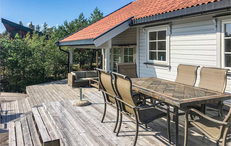 Ferienhaus für 10 Personen mit Terrasse in Sarpsborg