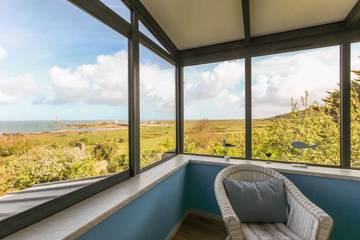 Gîte pour 4 personnes, avec jardin dans Phare de la Hague