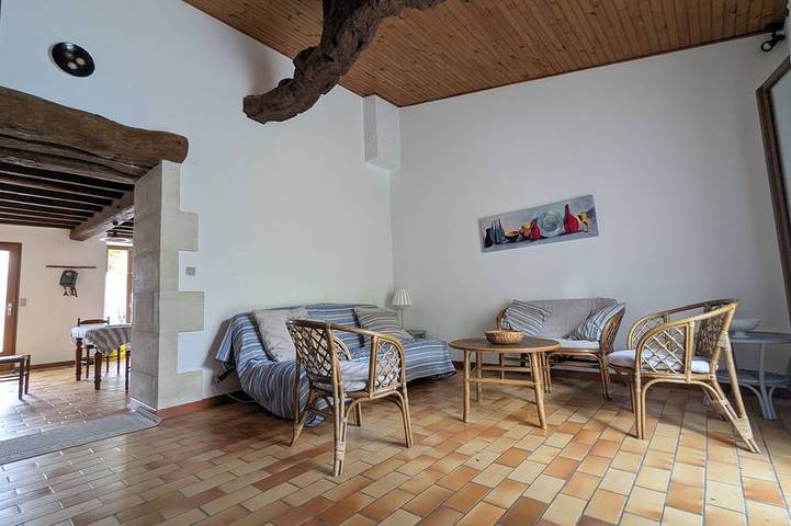 Gîte pour 6 personnes, avec jardin et terrasse, animaux acceptés à Saint-Fort-sur-Gironde - 4