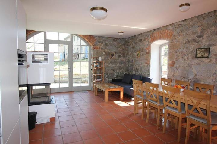 Ferienhaus für 9 Personen, mit Terrasse und Garten sowie Pool und Ausblick in Malschwitz