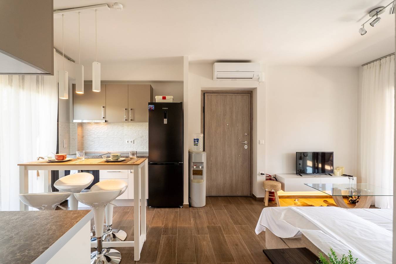 Domania Country House with Sea View, Wi-Fi and Air Conditioning in Halkidiki