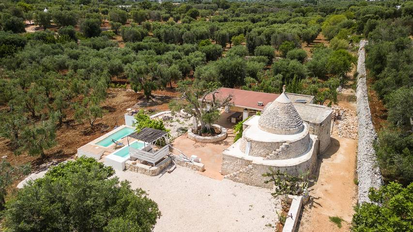 Trullo pour 5 personnes, avec Jardin et Piscine à Carovigno - 2