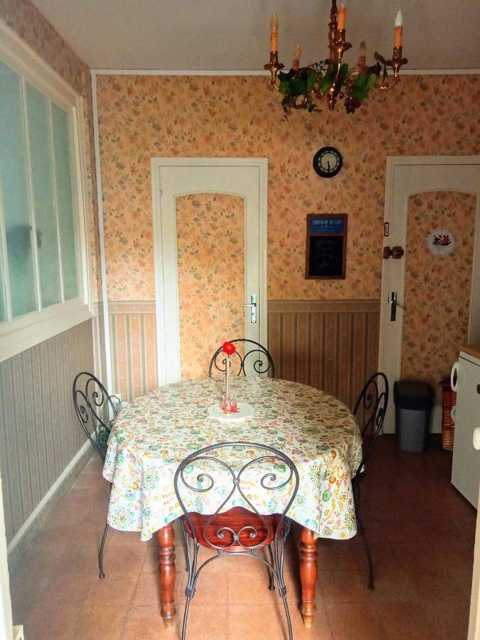 Appartement entier, One-Bedroom Apartment in Beaurepaire, Région de Vienne