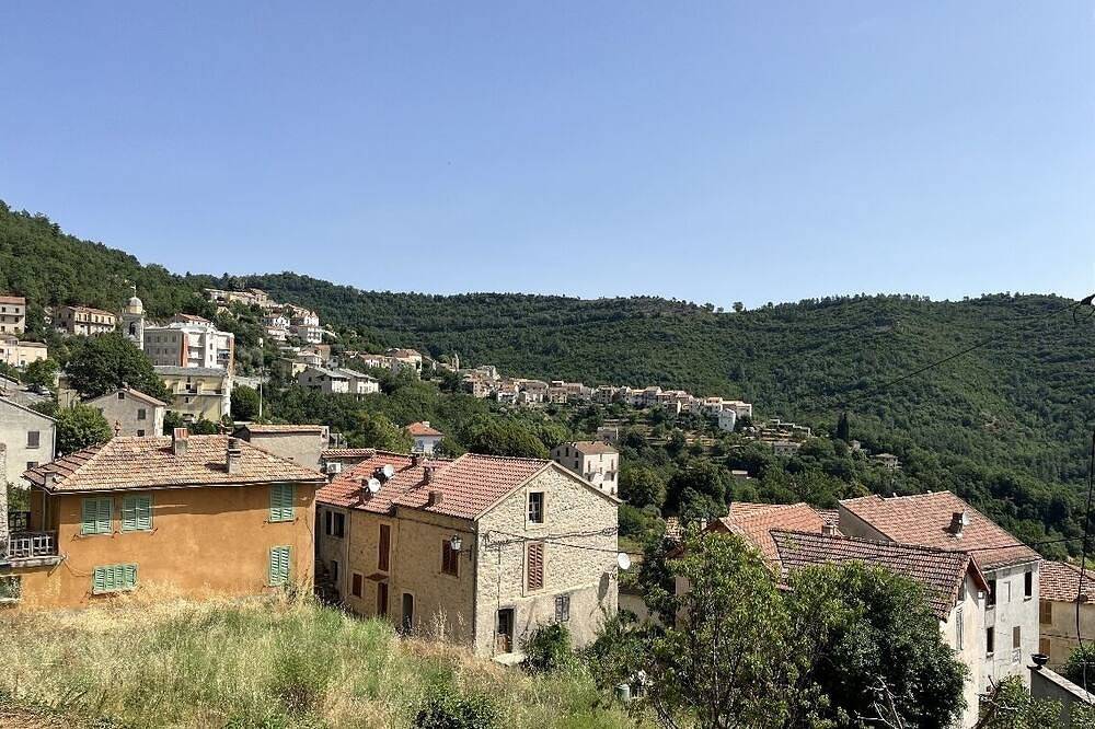 Appartement entier, Appartement à 10mn de la rivière in Venaco, Parc naturel régional de Corse