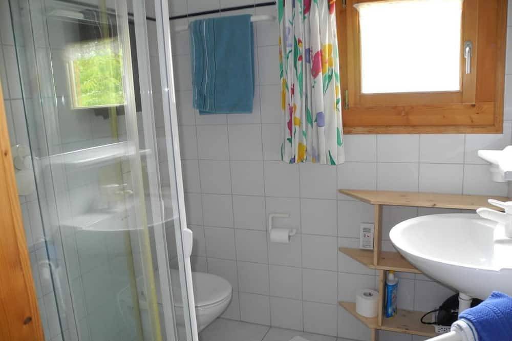 Ganze Wohnung, Gemütliche Ferienwohnung im Grünen in Zernez, Unterengadin