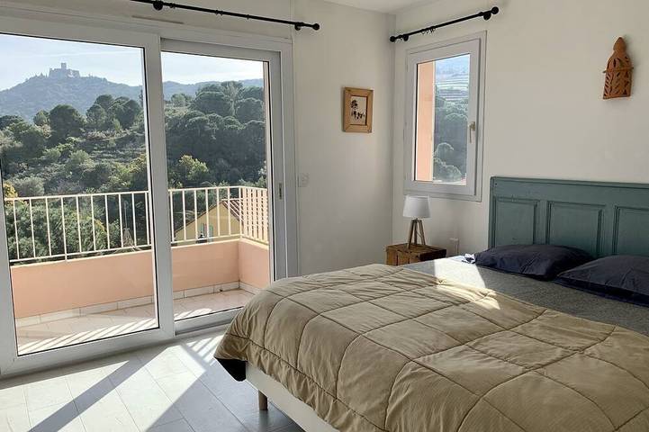 Superbe duplex-Piscine-Terrasses-vue exceptionnelle in Côte Vermeille, Collioure