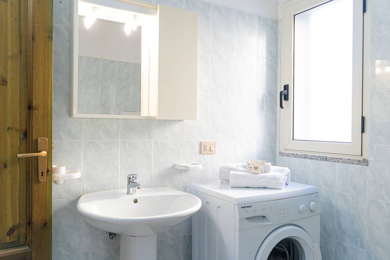 Appartamento intero, Sweet Holidays relax a La caletta - Berchida 4 in La Caletta, Siniscola