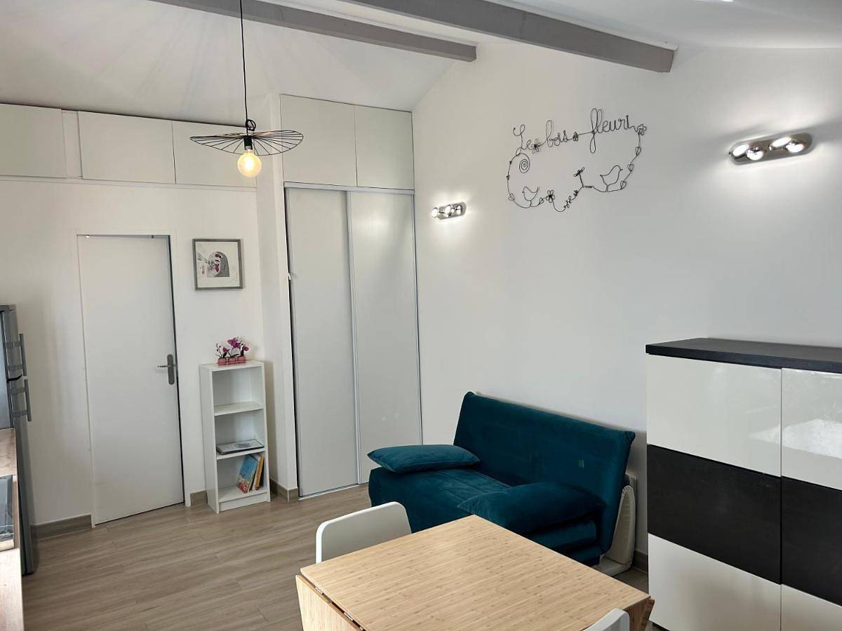 Appartement entier, Maison studio Le bois fleuri in Croissy-Beaubourg, Seine-et-Marne