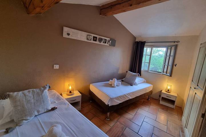 Mazet Hortensia air-conditioned, private terrace-shared pool - Vallée des Baux in Paradou, Arles region