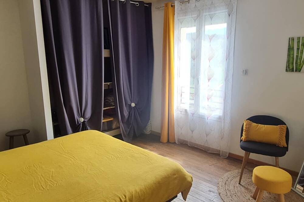 Maison de campagne labélisée, vue sur le Mont Canigó, 8 personnes in Prades, Région de Prades