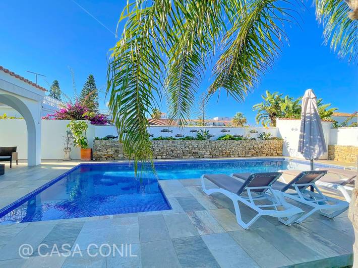 Holiday home for 8 people with pool in Cala del Puntalejo (Conil de la Frontera), Conil de la Frontera