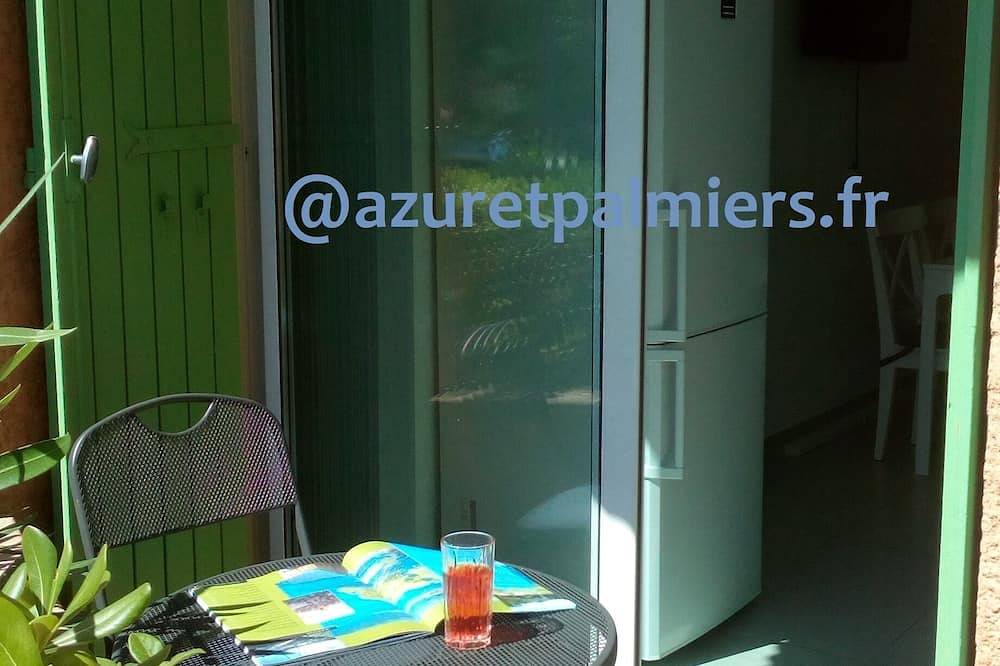 Appartement entier, 50m plage sable. Tout confort ***. Calme - Parking Privé - Climatisé in Hyeres, Parc national de Port-Cros