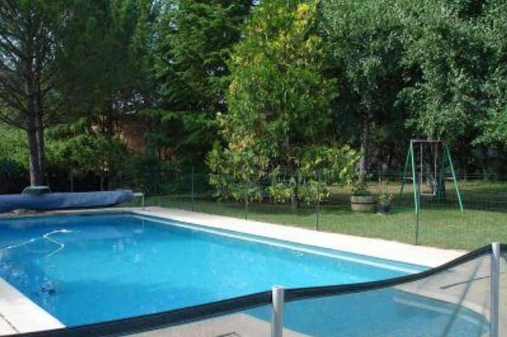 Holiday home for 8 people, with hot tub and garden - 1
