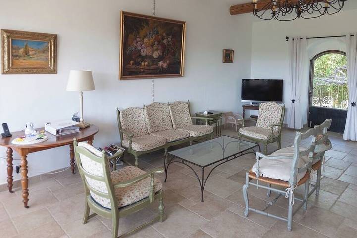 Gîte pour 16 personnes, avec jardin à Saint-Christol-de-Rodières - 2