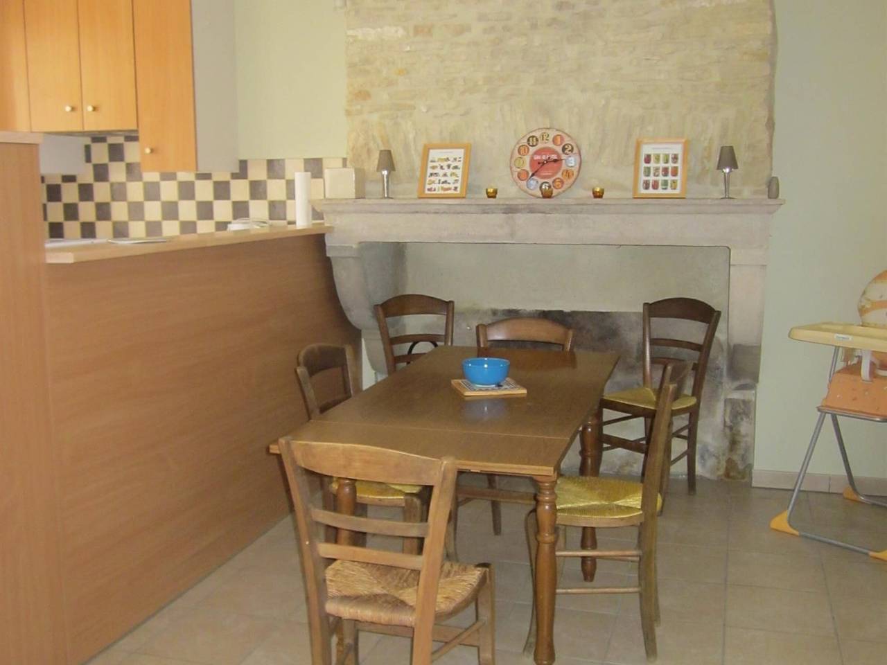 Charmante maison avec barbecue et vélos, animaux admis in Annoux, Région d'Avallon
