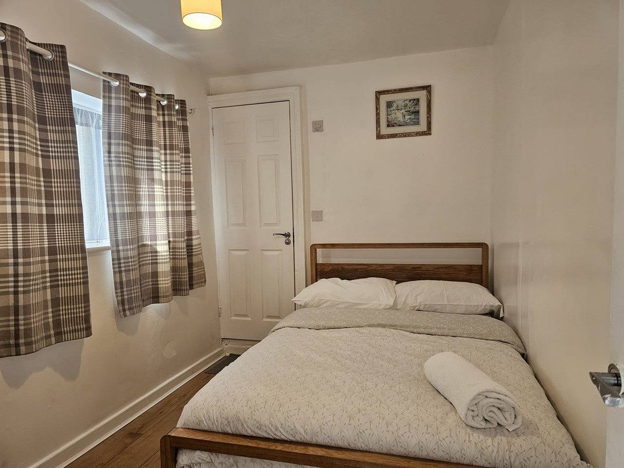 Entire holiday apartment, Apartment Sleeps 4 with Garden in Clacton-on-Sea, Essex