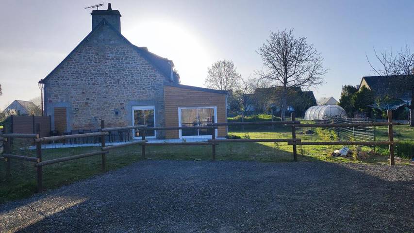 Location de vacances pour 10 personnes, avec jardin et jacuzzi à Roz-sur-Couesnon - 2