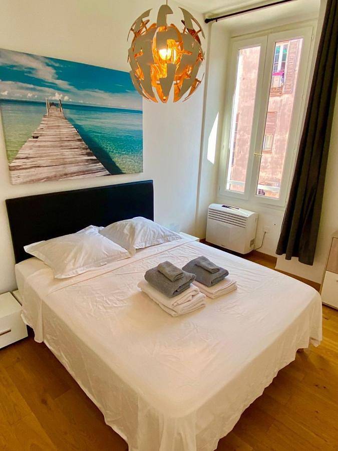 Gîte pour 2 personnes, avec vue dans Port de Nice - 3