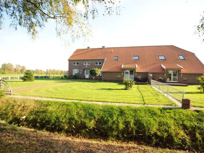 Ferienwohnung für 5 Personen, mit Terrasse und Garten