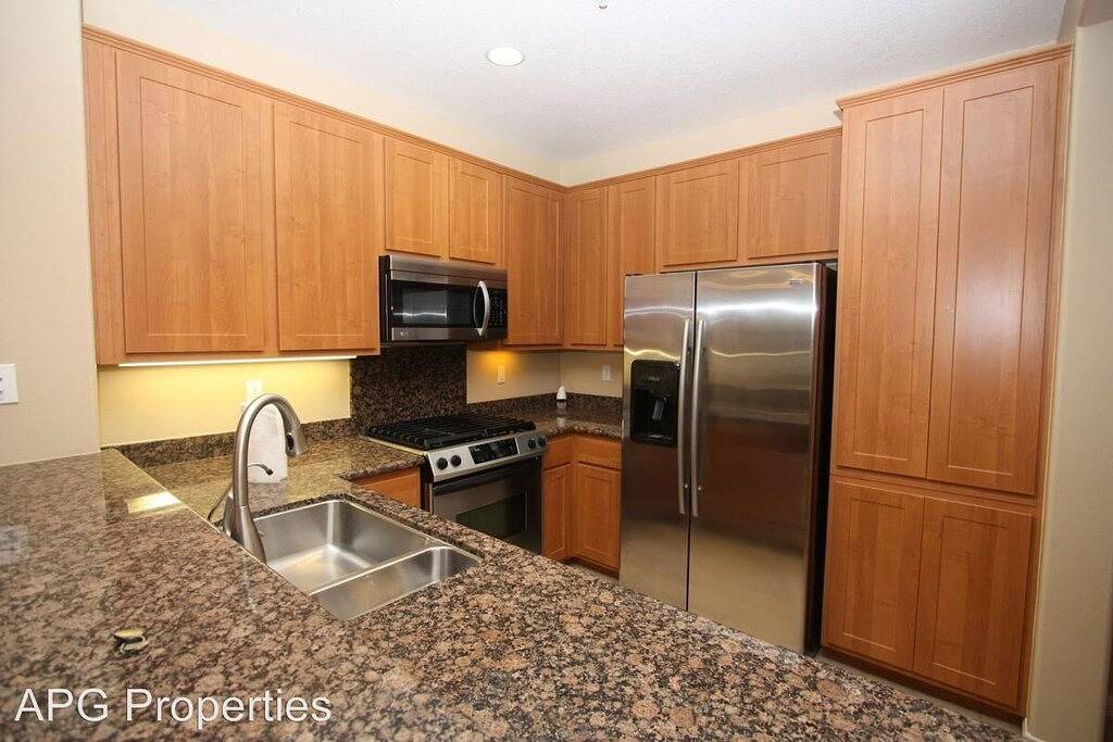 Ganze Wohnung, Luxusapartment von Disneyland & Covention Center in Garden Grove, Orange County