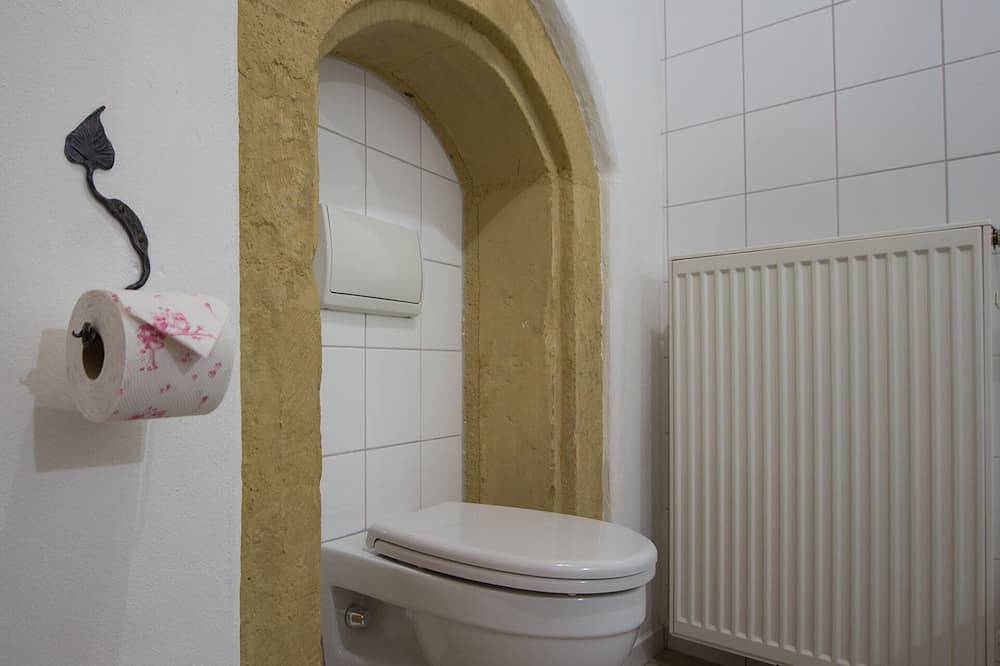 Ganze Wohnung, Zentral gelegene, historische Ferienwohnung für 4 Personen in Amberg, Ostbayern