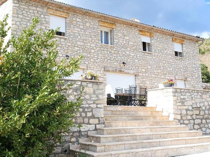 B&b per 2 persone, con terrazza e giardino nonché panorama e piscina in Provenza
