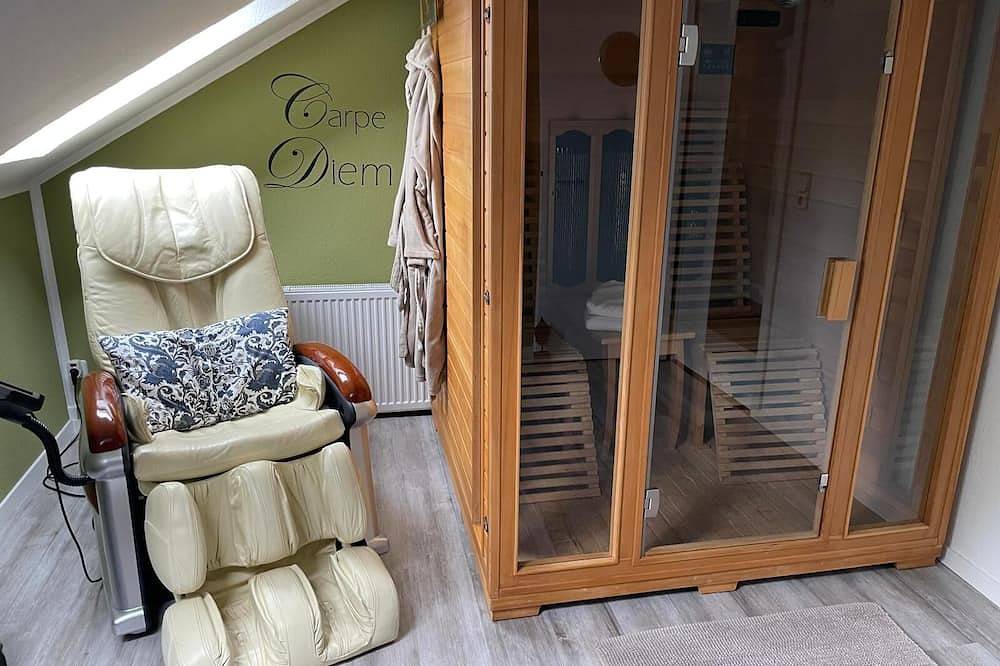 Ganze Wohnung, Solling-Lounge 5 Sterne Traum Ferienwohnung Sauna, Kamin, Haustierfreundlich! in Silberborn, Holzminden