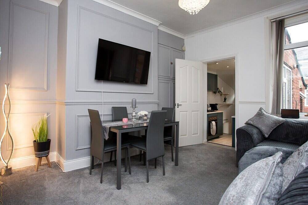 Entire apartment, Spacious 3 bedroom apartment - Saltwell Park in Gateshead