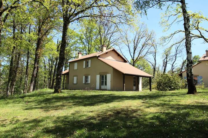 Gîte pour 6 personnes, avec jardin