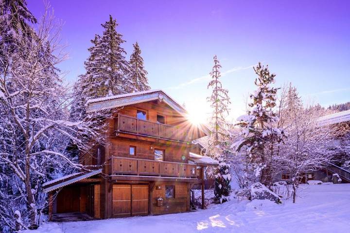 Chalet pour 14 personnes, avec vue et jardin
