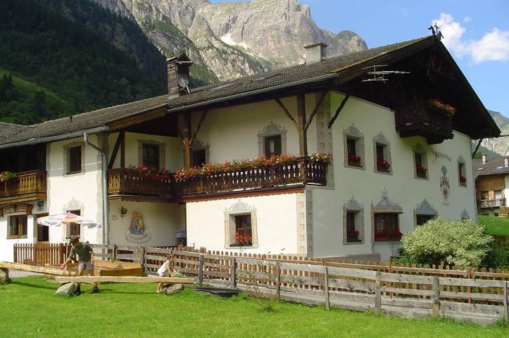 BnB für 6 Personen, mit Ausblick und Garten im Stubaital - 4