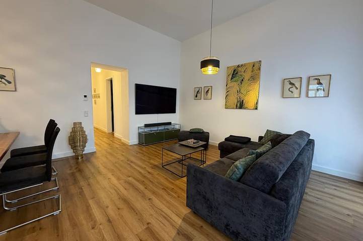 Ferienwohnung für 6 Personen, mit Balkon und Sauna sowie Garten in Stockach