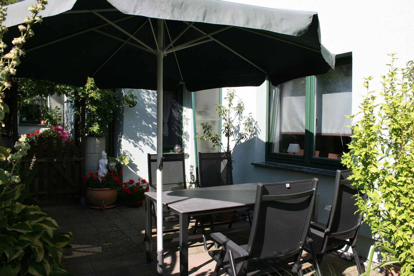 Ganze Ferienwohnung, Ferienwohnung mit Terrasse bis 4 Gäste  in Gingst, Rügen