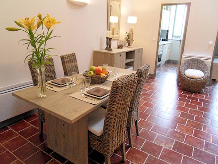 Gîte pour 4 personnes, avec terrasse et jardin