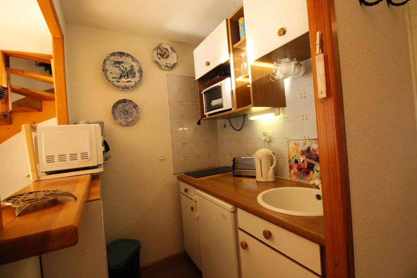 Appartement entier, Luchon Proche Thermes Appart Pour 2 Pers - Balcon Sud - Parking - Ll in Luchon-Superbagnères, Bagnères-de-Luchon