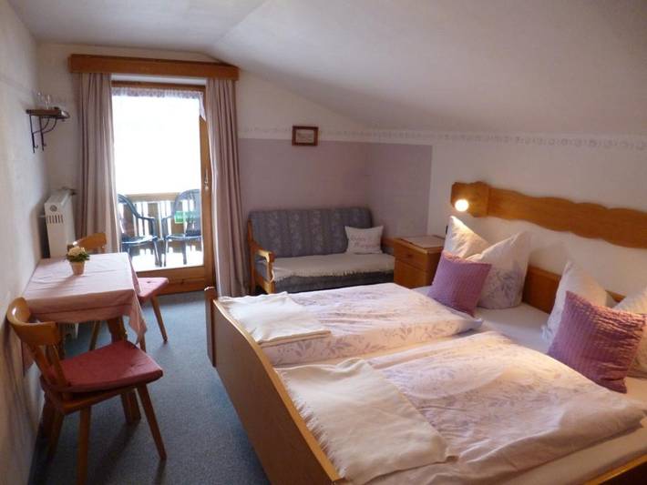 Bergbauernhof Grubenlehen - Doppelzimmer Nr. 4, Dusche/Wc/Balkon, Tv, Sitzecke, Nichtraucher, Obergeschoss in Ramsau bei Berchtesgaden, Berchtesgadener Alpen