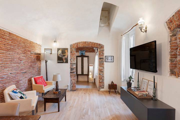 Casa Vacanze 'La Volta Segreta' con Wi-Fi e Aria Condizionata in Albenga, Riviera di Ponente